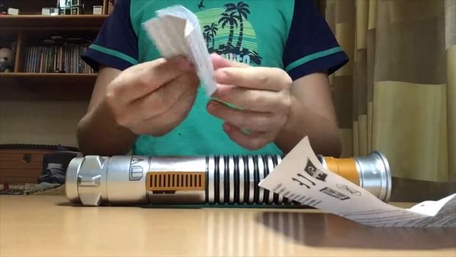 Видеообзор светового меча Люка Скайуокера смотреть онлайн