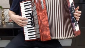 Бесаме мучо в новой аранжировке на аккордеоне (как играть).  Besame Mucho on accordion.