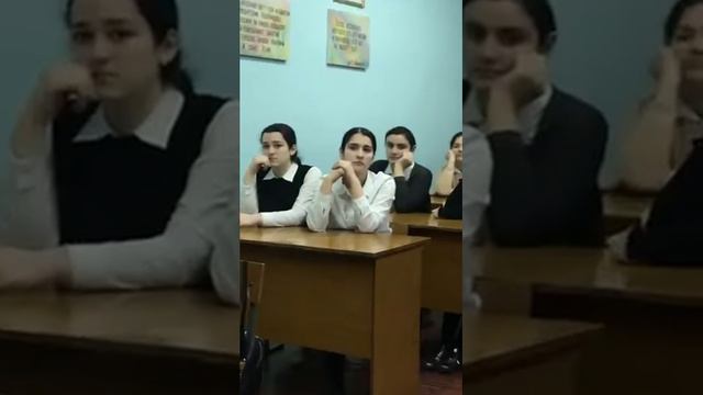 МИРНЫЙ ДАГЕСТАН. БЕСЕДА С УЧЕНИКАМИ 11 ГИМНАЗИИ Г.МАХАЧКАЛЫ смотреть онлайн