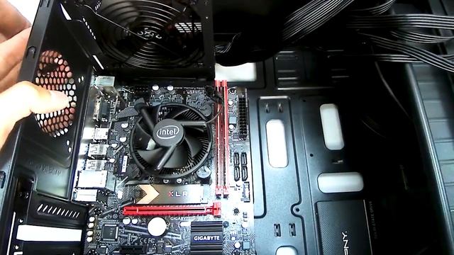 RGB Free Performance PC | Intel i7-10700F + Gigabyte B460M Gaming HD | Time lapse Installation смотреть онлайн