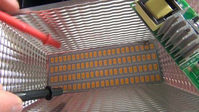 Заморгал прожектор , проверка светодиодов и ремонт(перемычка) смотреть онлайн