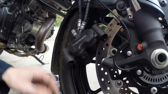 V-strom 1000 2014 brake maintenance смотреть онлайн