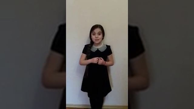 Кайсын Шуваевич Кулиев «Только если мать её качает,колыбель, воистину, тепла» смотреть онлайн