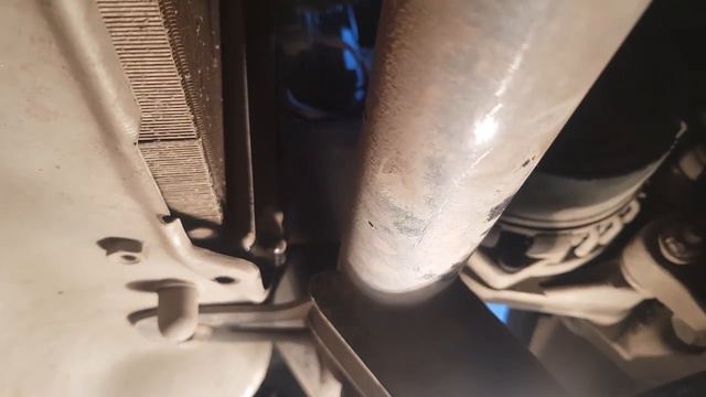 Сливаем антифриз с лада приора