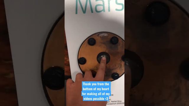 I touched a Mars Rock! смотреть онлайн
