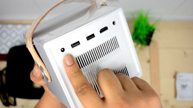 Best DLP Projectors 2018! Xgimi CC vs Wowoto T8e vs JmGo P2 - Projector Wars ep3 смотреть онлайн