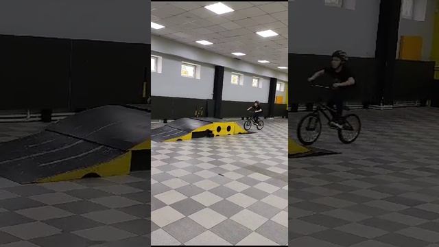 катаюсь на BMX #rideaction #Bmx