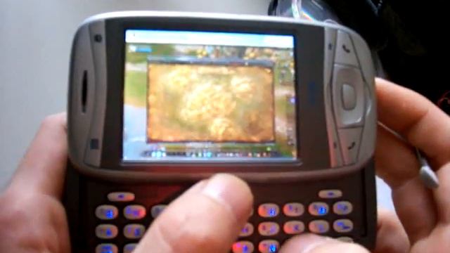 WoW on Qtek 9100 смотреть онлайн