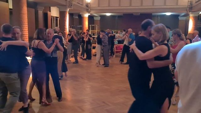 Milonga Tabor, Ljubljana, Slovenia (22. 9. 2023) ~ DJ Osky Casas #1 смотреть онлайн