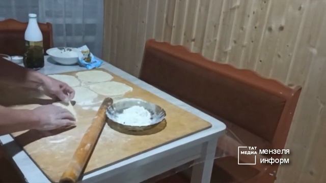 Марийцы деревни Чупаево Мензелинского района ознакомили нас рецептом «коман мелна» смотреть онлайн