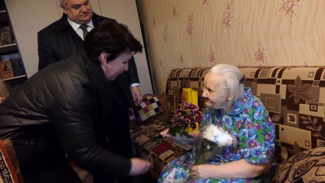 27 02 2020 Вручение медали 75 Лет Победы Раисе Александровне Синициной смотреть онлайн