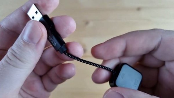 Обзор Whizzer DA1 Cube: ЦАП для смартфона с поддержкой DSD и MQA форматов