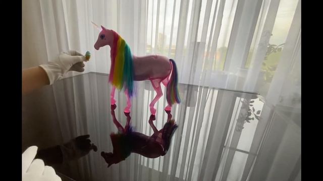 Радужный единорог Barbie смотреть онлайн