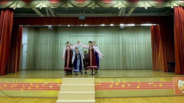 Ансамбль "Пламя" танец "Вьюн над водой" - 9 к класс смотреть онлайн