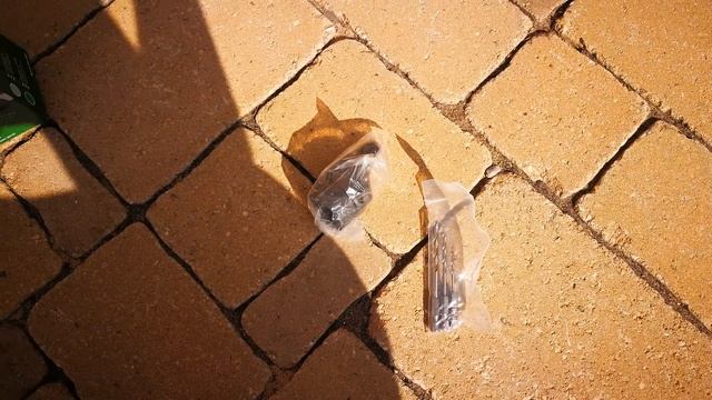 Unpacking / unboxing drilling adapter Bosch IXO V 1600A00B9P смотреть онлайн