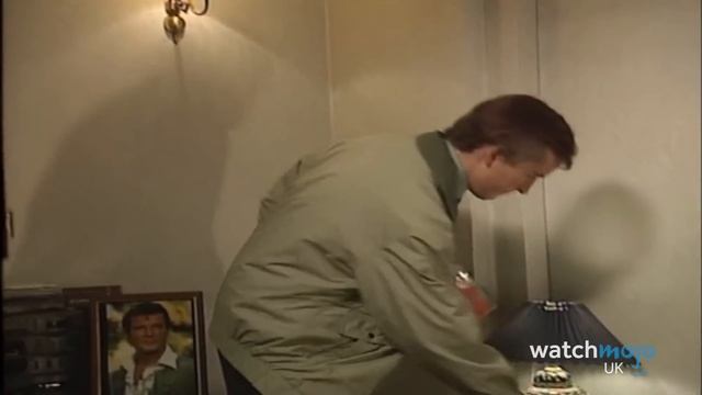 Top 10 Things In British Culture Impossible to Explain to Non Brits смотреть онлайн