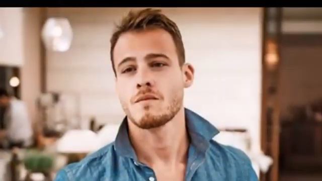 ¡Kerem Bürsin y Hande Ercel se besaron frente a todos! смотреть онлайн