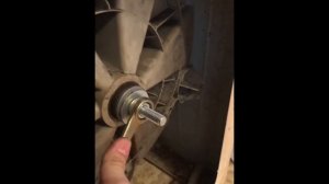 Извлечения обоймы подшипника из барабана стиральной машины