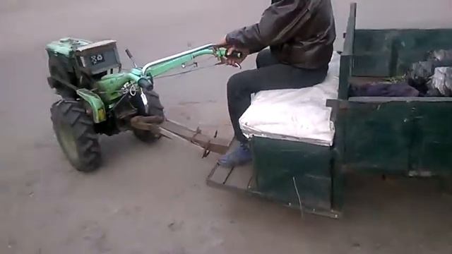 Мене глухих! Мотоблок! село Хороше Озеро №45 vk.com/motoblok_zubr12 смотреть онлайн