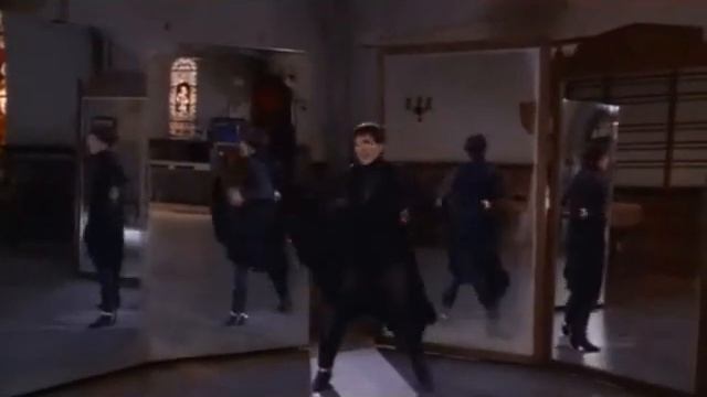 Лайза Минелли. Танец из фильма "Выход на сцену" смотреть онлайн