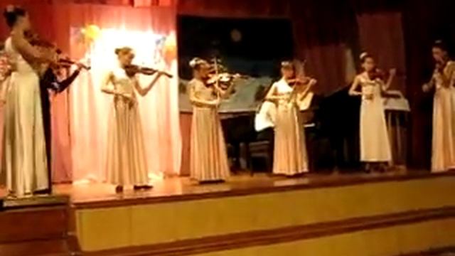 Ансамбль скрипалів "Барвінок" Н Бакланова Мазурка смотреть онлайн