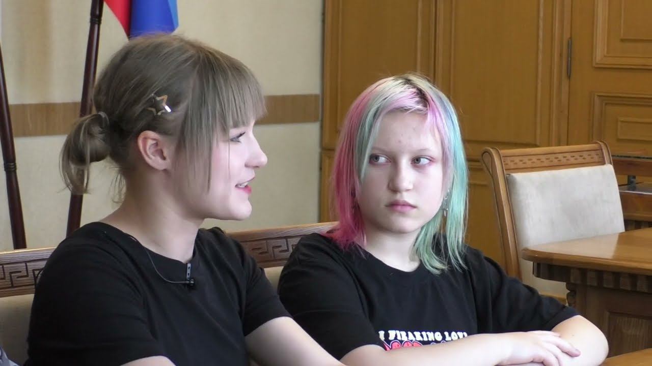 Интервью с Главой Администрации Свердловского муниципального округа ЛНР Андреем Сухачёвым смотреть онлайн