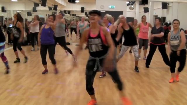 Hasta luego by Maitre Gims - Zumba SAMBA/FLAMENCO смотреть онлайн