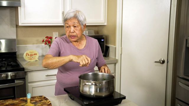 Grandma RECOMMENDS this soup | HEALTHY and TASTY | Find out which one the taste tester likes!! смотреть онлайн