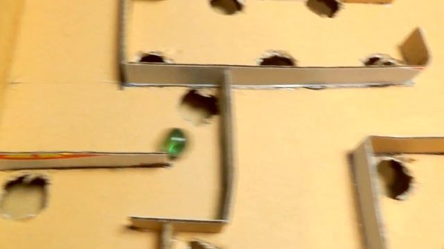 ЛАБИРИНТ из КАРТОНА Как сделать игру дома своими руками  Семья Тими Тим DIY