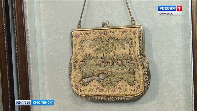 Смолянам предлагают посмотреть на уникальные аксессуары дам прошедших веков смотреть онлайн