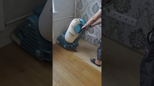 циклевка паркетный доска протичаский пыли нет. смотреть онлайн