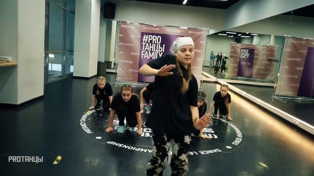 #dancehall от группы 10-13 лет - Калерия Мухитова смотреть онлайн