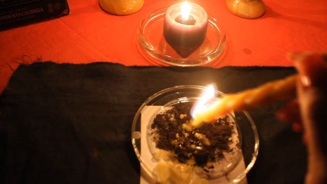 Чистка с помощью земли с погоста при тяжелых энергопоражениях! Проклятья, онкология, безумие! смотреть онлайн