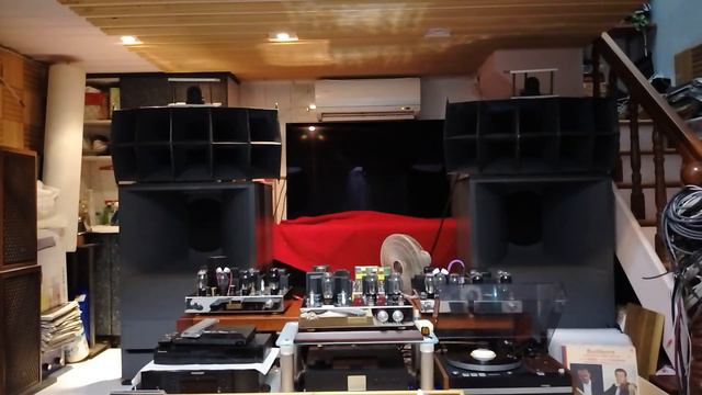 Vinyl Beethoven Symphonie No.5(1)Carlos Kleiber.Wiener Philbarmoniker смотреть онлайн