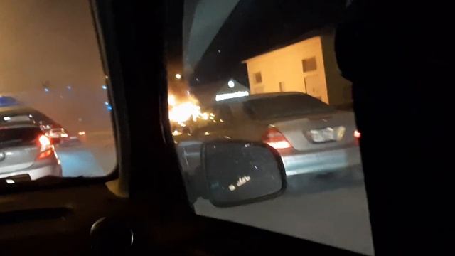 У кого-то день не задался... Уфа, южный въезд, машина сгорела. 18.11.22 смотреть онлайн