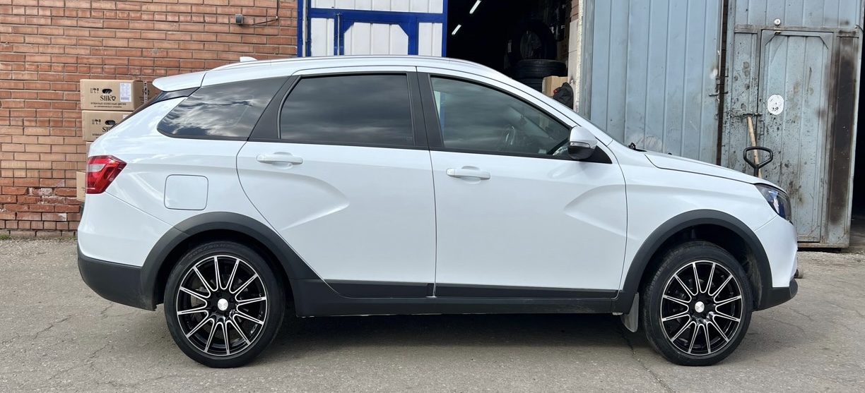 R17 диски на Vesta Cross \ Lemans + Pirelli 205/50