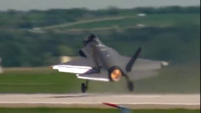 F-35 AA-1 Flight Test Highlights смотреть онлайн