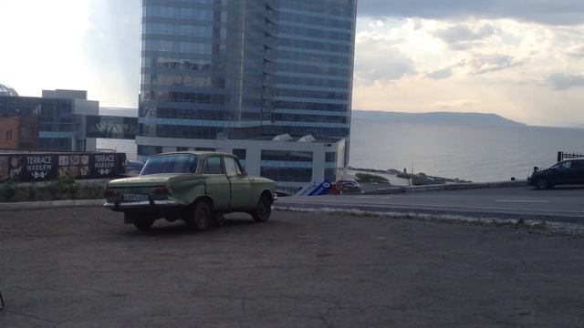 Москвич против Toyota. Часть 2. смотреть онлайн