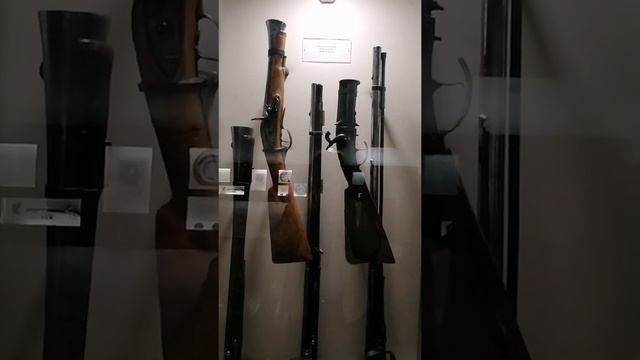 Старое оружие во владимирских "Золотых воротах" смотреть онлайн