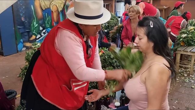 ASMR Spiritual cleanse with Rosita Maria & Erika in the market смотреть онлайн