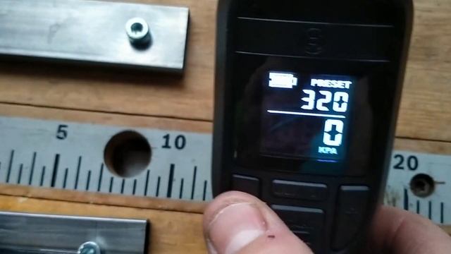 Bosch Easy Pump мини компрессор. смотреть онлайн