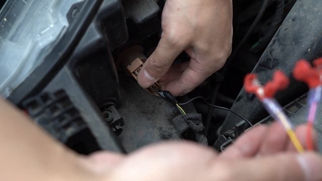 Side Marker Lights Installation | Ford Maverick | MABETT смотреть онлайн