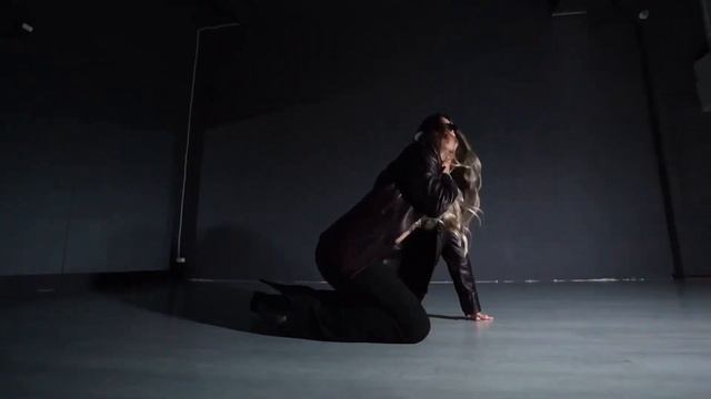 Стрип-пластика с «0» смотреть онлайн