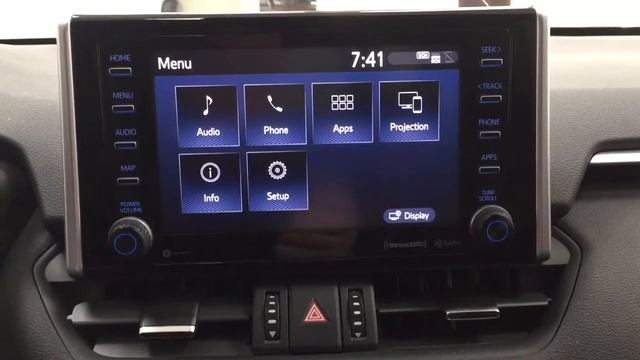 2019 Toyota RAV4 XLE Premium Review смотреть онлайн