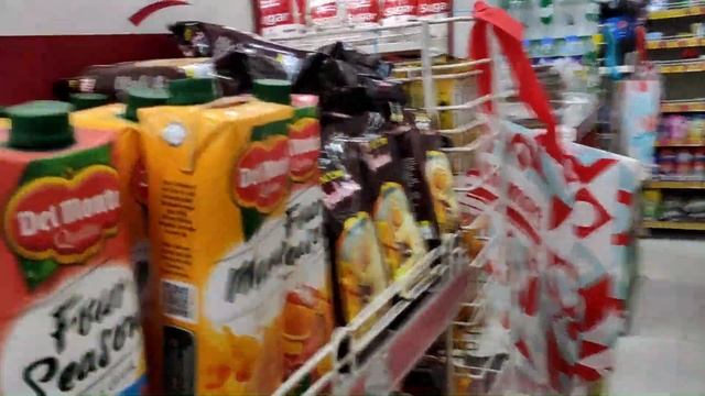 Philippines evening walk for groceries Филиппины вечерняя прогулка за продуктами смотреть онлайн