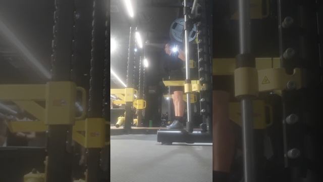 Глубокий присед 140 кг на 6. Отработка техники смотреть онлайн