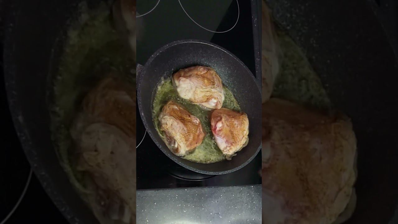 Греча в сливках с жаренным бедрышком #shorts #рецепты #еда