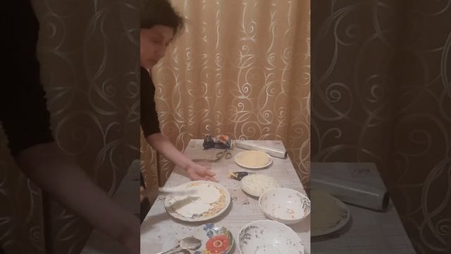 ОЧЕНЬ ВКУСНЫЙ САЛАТ НАЗЫВАЕТСЯ "МИМОЗА " смотреть онлайн