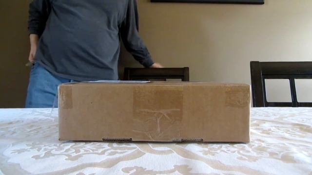 Unboxing the Behringer T0800. смотреть онлайн