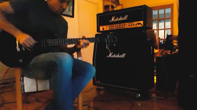 RJ Marshall plays Pär Larsson's guitar - Come Back For More смотреть онлайн